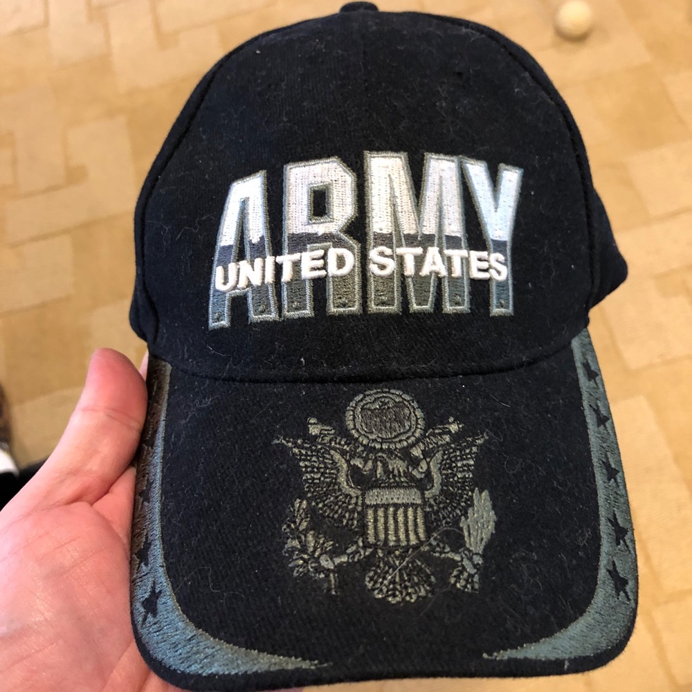 Commemorative U.S. Army Baseball Cap, embroidered bill, great condition!